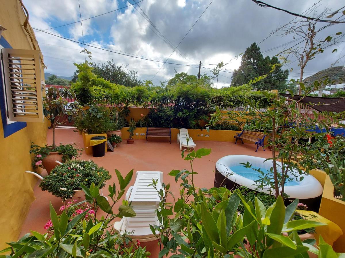Casa Maestro Lelo - Acogedora Casa Rural Canaria Con Patios Y Jardines De Flores Лас Палмас де Гран Канария Екстериор снимка